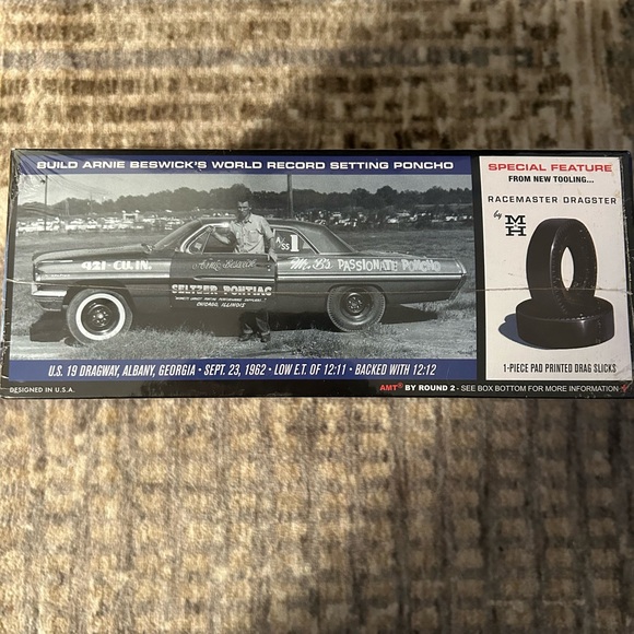 AMT 62 Pontiac Catalina 421SD model kit - Picture 4 of 4